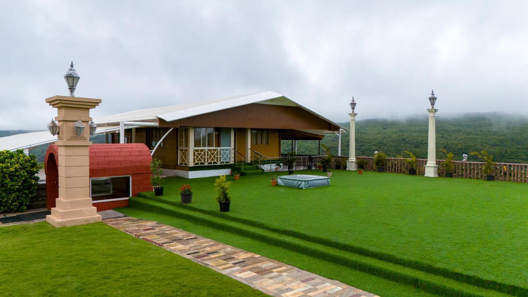 The Grand Legacy Resort & Spa - Tgl - Pure Vegetarian Махабалешвар Экстерьер фото
